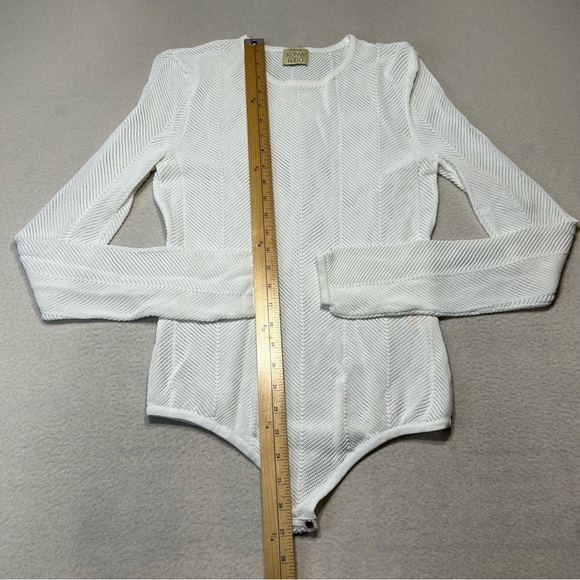 TORN BY RONNY KOBO Mesh Knit Long Sleeve Bodysuit White Size M - Picture 7 of 7